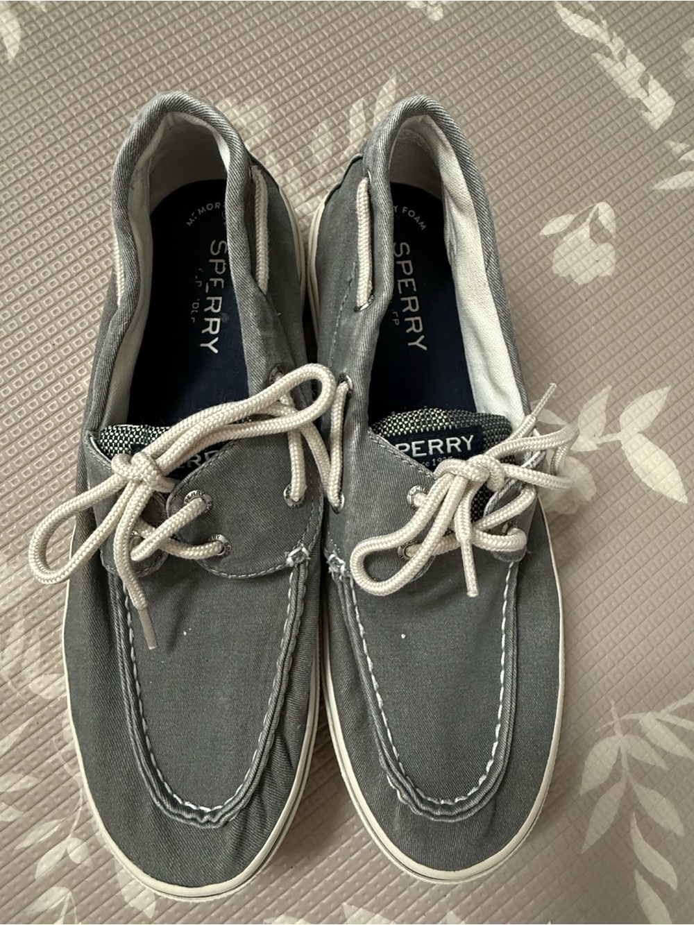 Sperry Men's Gray Canvas Boat Shoes with Cream Laces Size 11.5